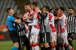 Derbi poveren Novaku Simoviću, zbog čega je Partizanu problem Lovćenac?