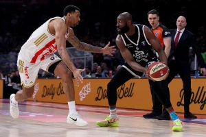 TABELA - Zvezda se udaljila od plej-ofa, ali tanka nada još postoji