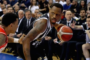 Partizan izdao saopštenje: "Naneli je primio sav novac"