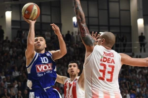 Gordić traga za novim klubom