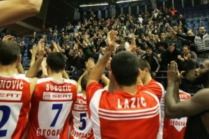 Zvezda i Radnički favoriti, Partizan zatvara u Ljubljani