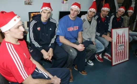 kkcrvenazvezda.rs