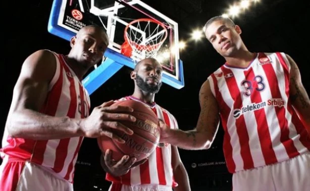 kkcrvenazvezda.rs