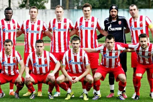 Zvezda nastavila seriju!