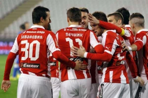 Zvezda - Čitav tim na izlaznim vratima!