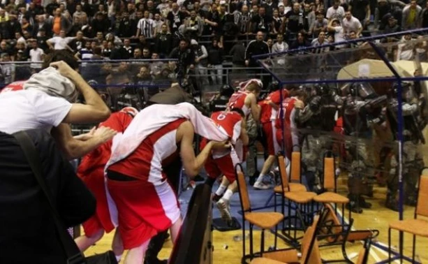 kkcrvenazvezda.rs