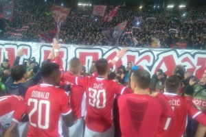 Pesma na ''Severu'' posle meča! Pešić: ''Rusi došli da ne prime gol!''
