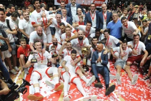Zvezda spektakularno proslavila titulu, a onda se oglasila i - Evroliga!