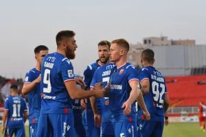 ''Delije'', moraćete da poranite, Zvezda sledeći prvenstveni meč igra u - podne!