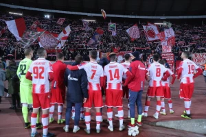 ''Delije'' posle Spartaka - Od ljutnje i nezadovoljstva do uživanja! Pada li Olimpijakos? (TVITOVI)