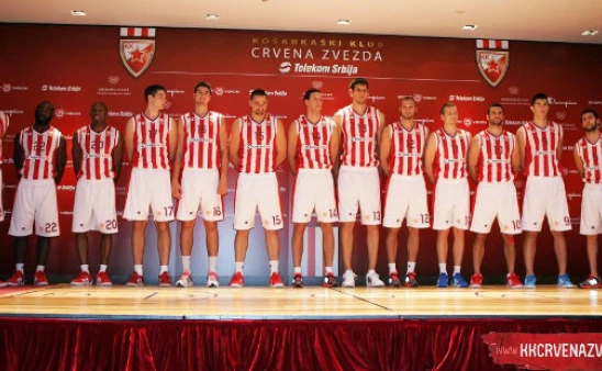 kkcrvenazvezda.rs