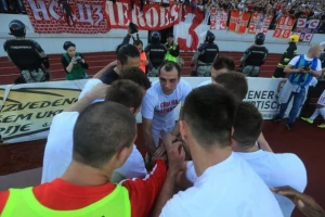 Stojanović priznaje: ''Ima i nervoze, varnica, igrači su nestrpljivi...''