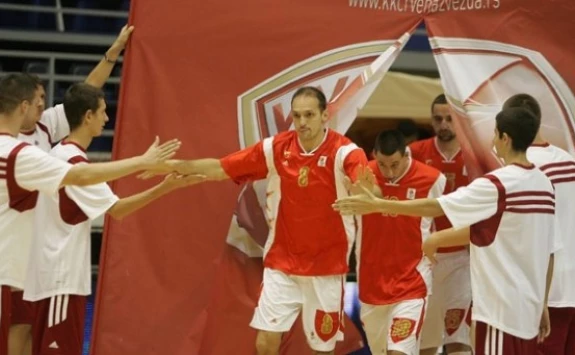 kkcrvenazvezda.rs