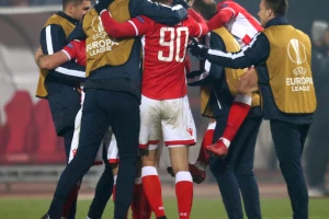 Ljudi, pa ovo nije realno - Barsa pa CRVENA ZVEZDA!