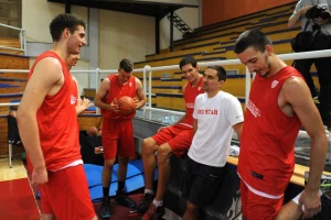 Gvardiola okrenuo list, rešio da RAZDRMA stvari! Ali, bukvalno...