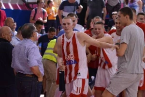 Drama u finalu, Zvezdi titula!