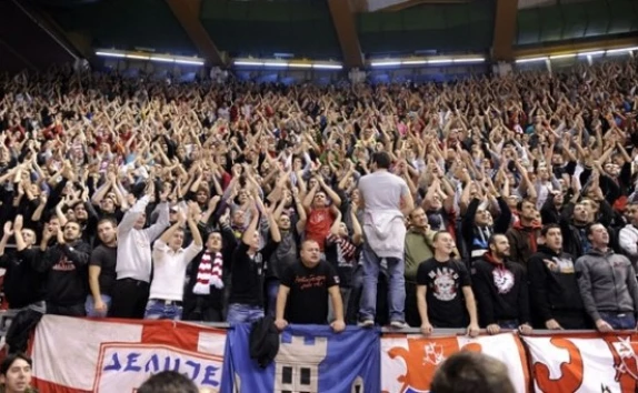 kkcrvenazvezda.rs