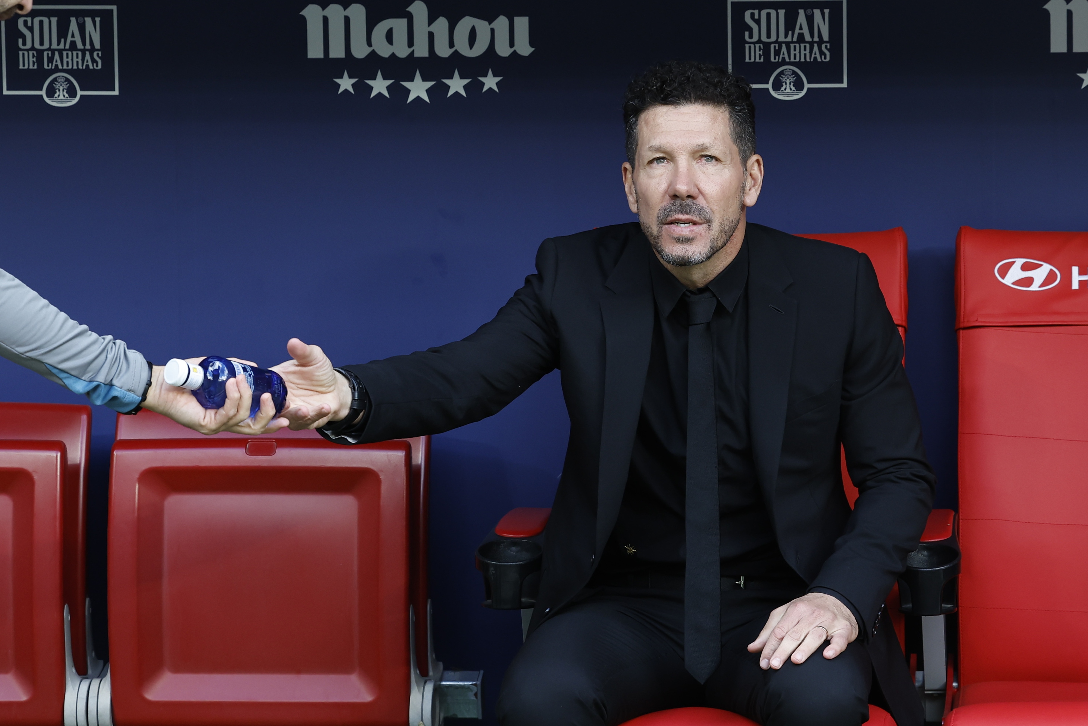 Simeone čeka barem dve lepe vesti pred "tromeč" sa Barselonom