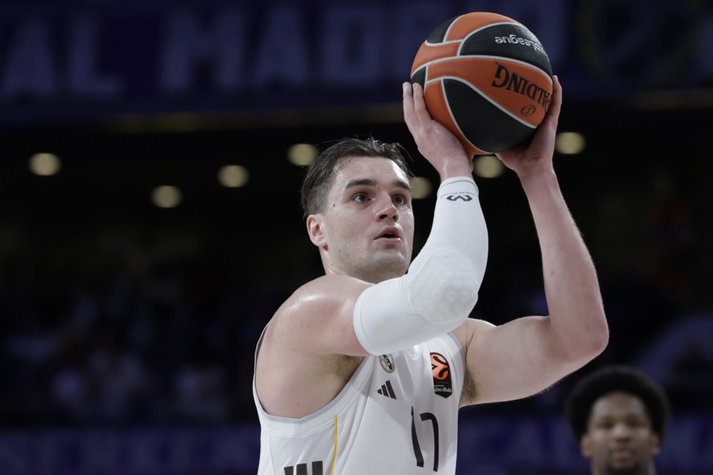 Super Mario "prešao igricu" - Hezonja u NBA modu rešio Mursiju, kiks Valensije