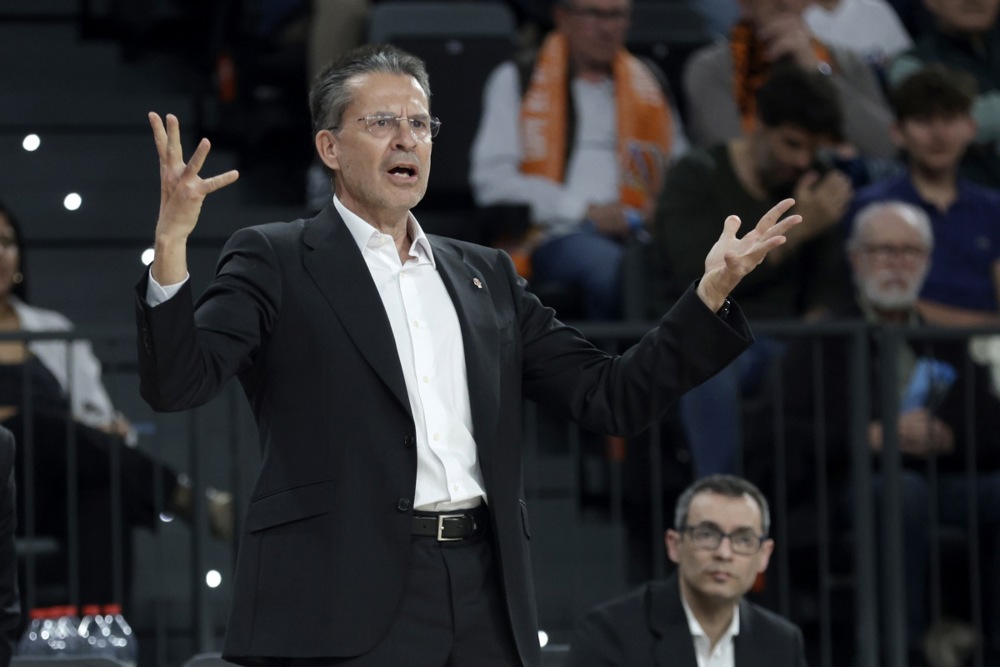 Martinez ne pada na Atamanovu priču o Lejkersima: "To je neprikladan komentar"