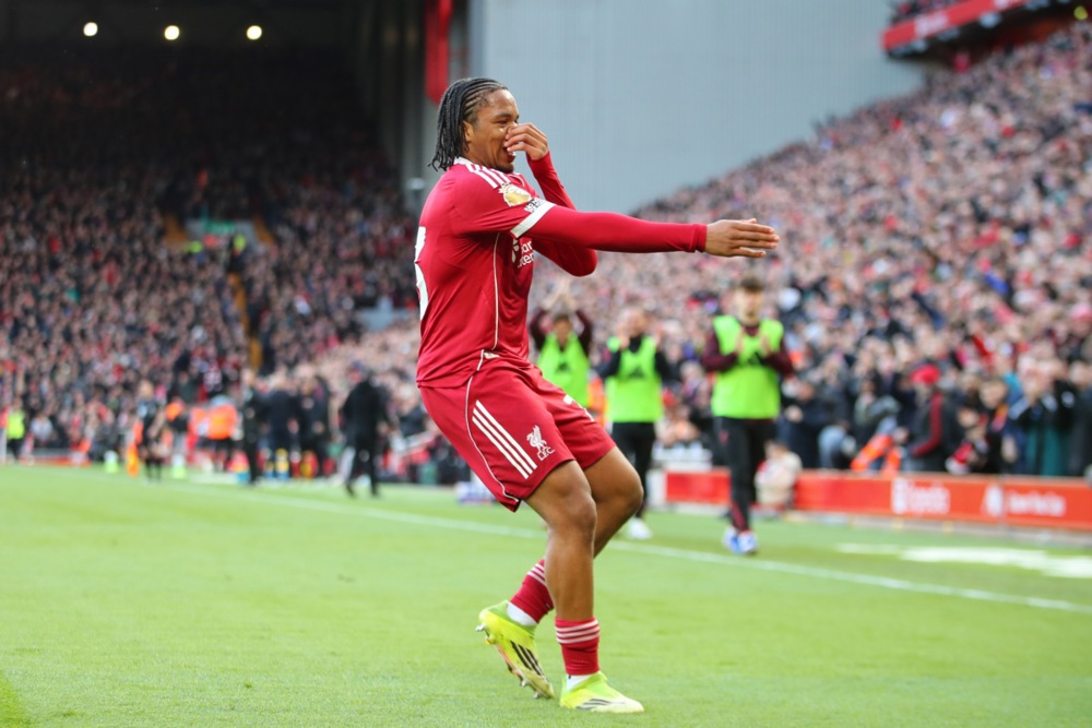 Zablistao 17-godišnjak, Liverpul srušio Lukića i "kotidžere"!