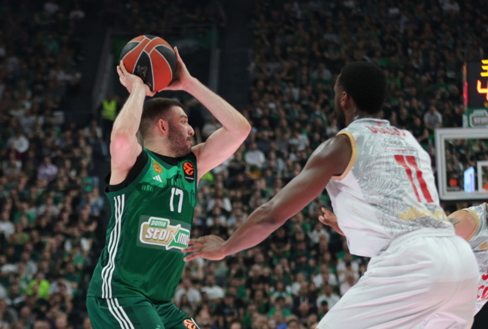 "Pakleni" Džejms nedovoljan u "paklenoj" OAKA areni, PAO sedmi učesnik plej-ofa!
