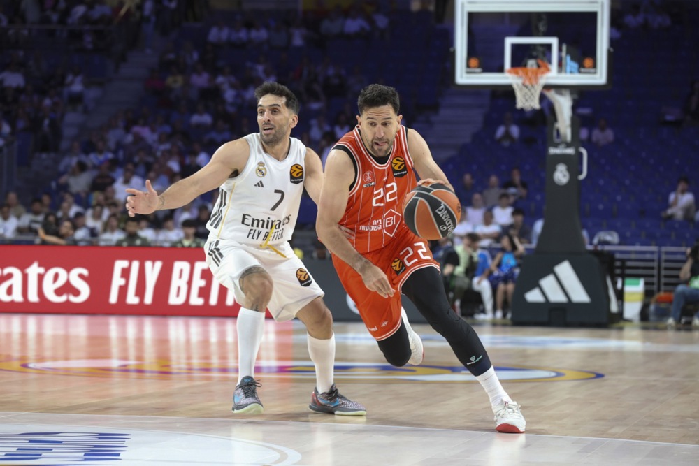 Hapoel hrabro pao u Madridu, Kampacove trojke "uspavale" Real