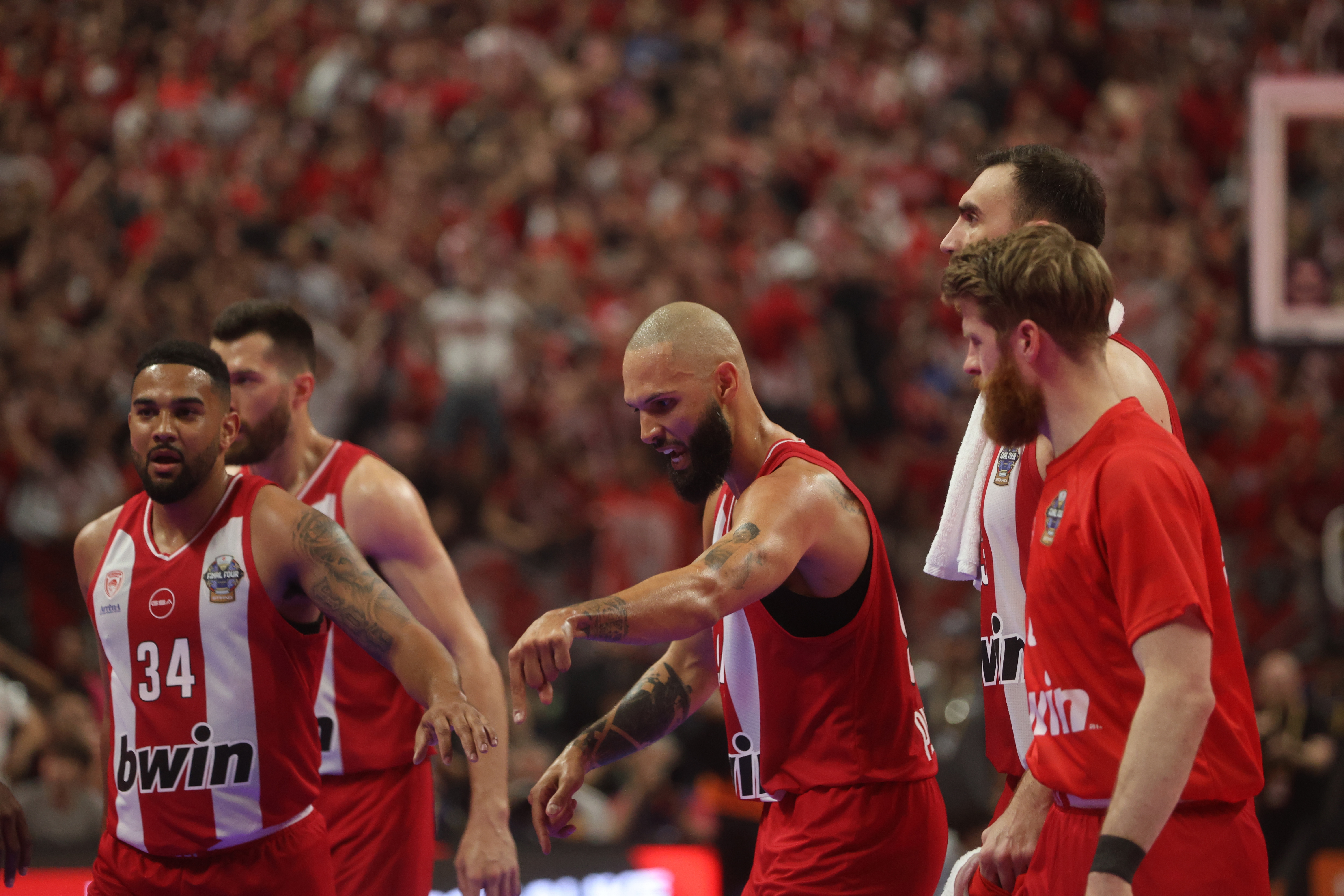 Kako se na grčkom kaže "bomba"? Odmah posle titule, Olimpijakos završio mega pojačanje!