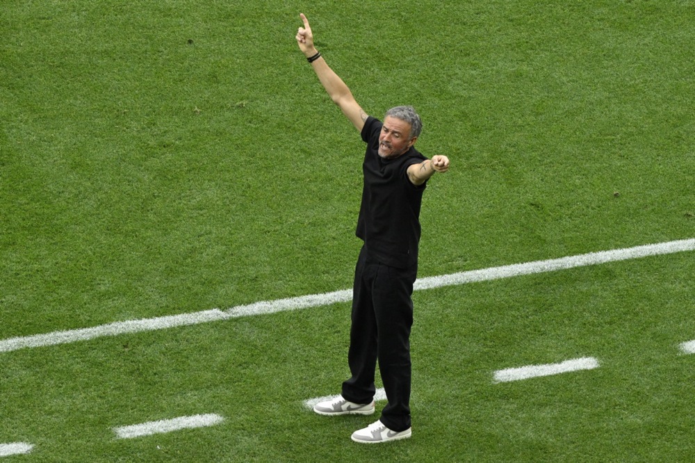 (VIDEO) UŽIVO - PSŽ izjednačio iz penala!