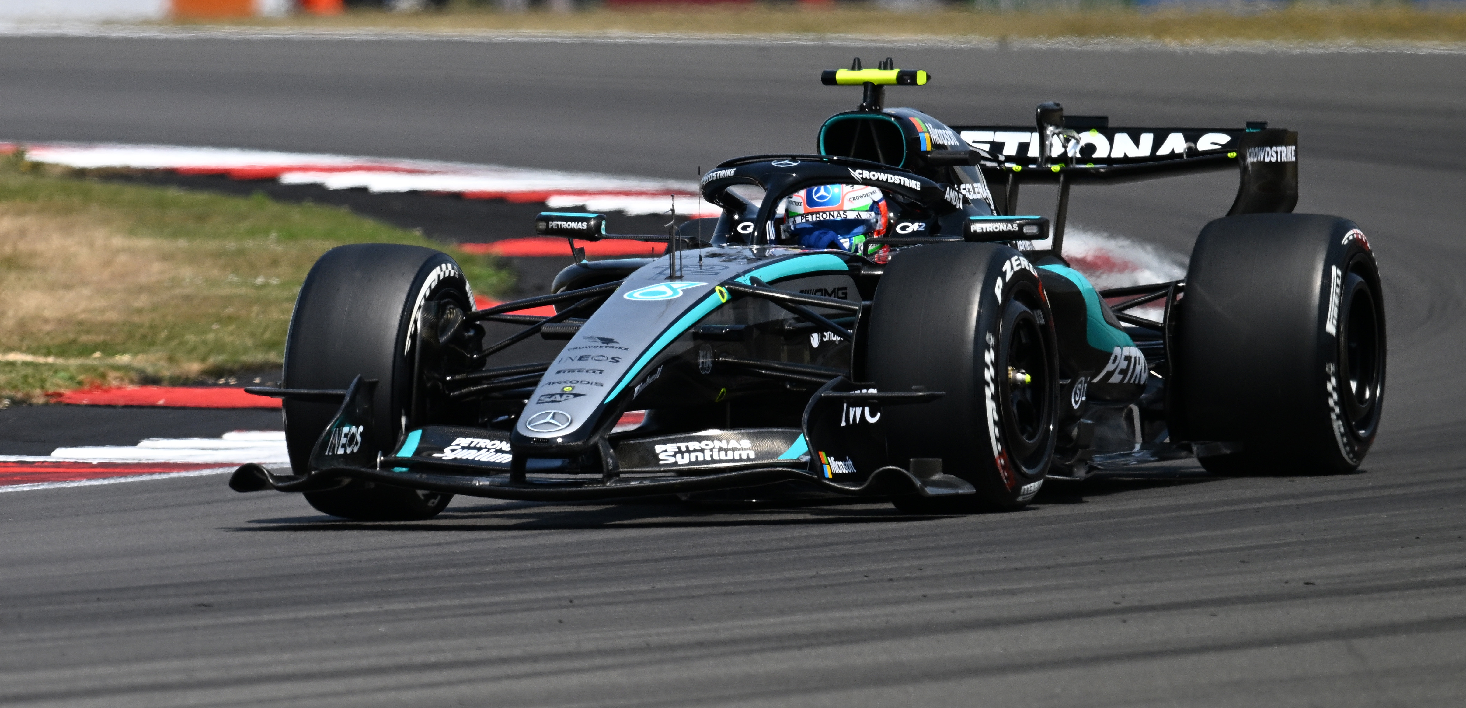 Antoneliju prva bitka u Silverstonu