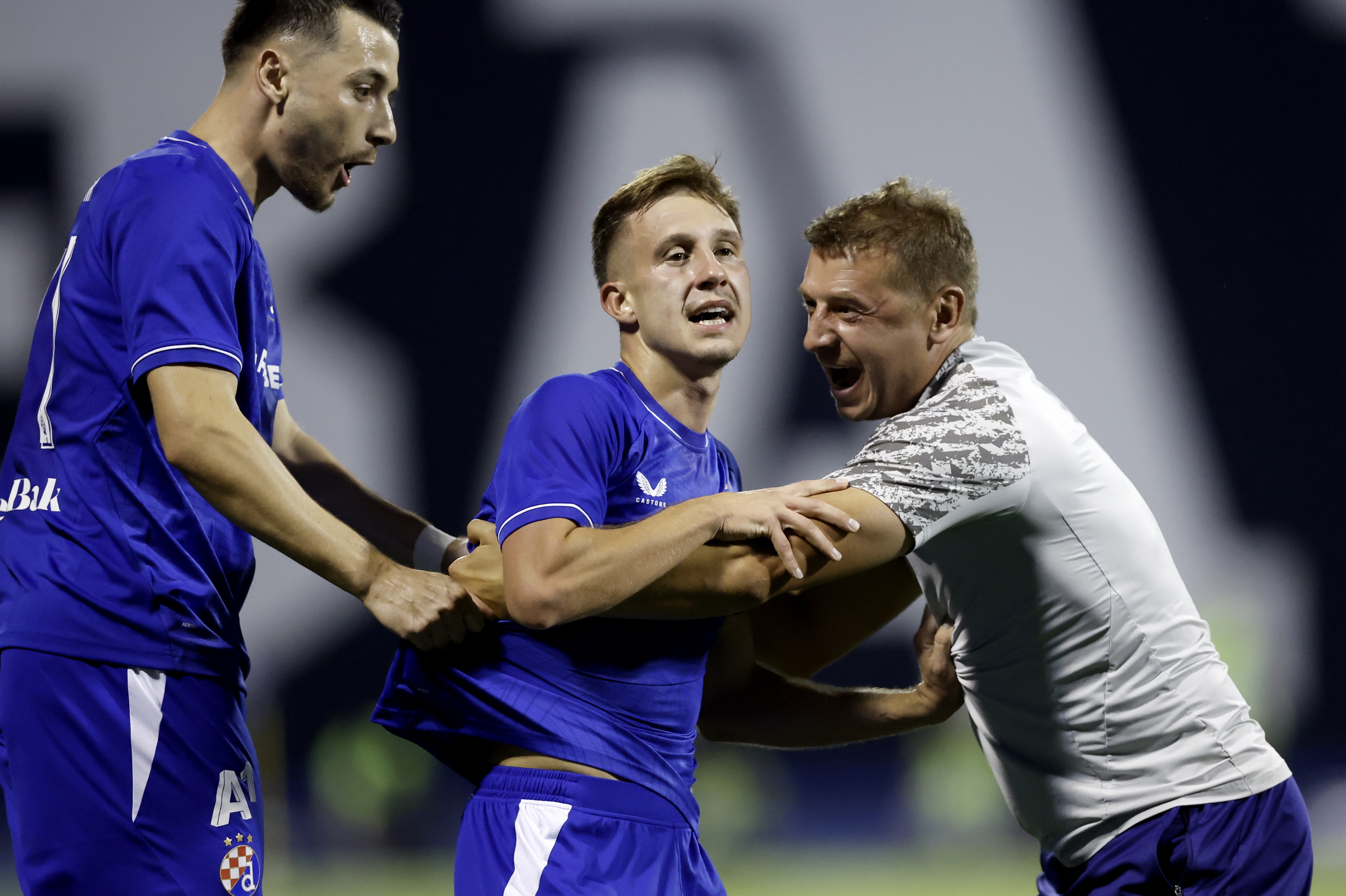 (VIDEO) Tun ispustio najopasnije vođstvo u Zagrebu, provuče se Dinamo!