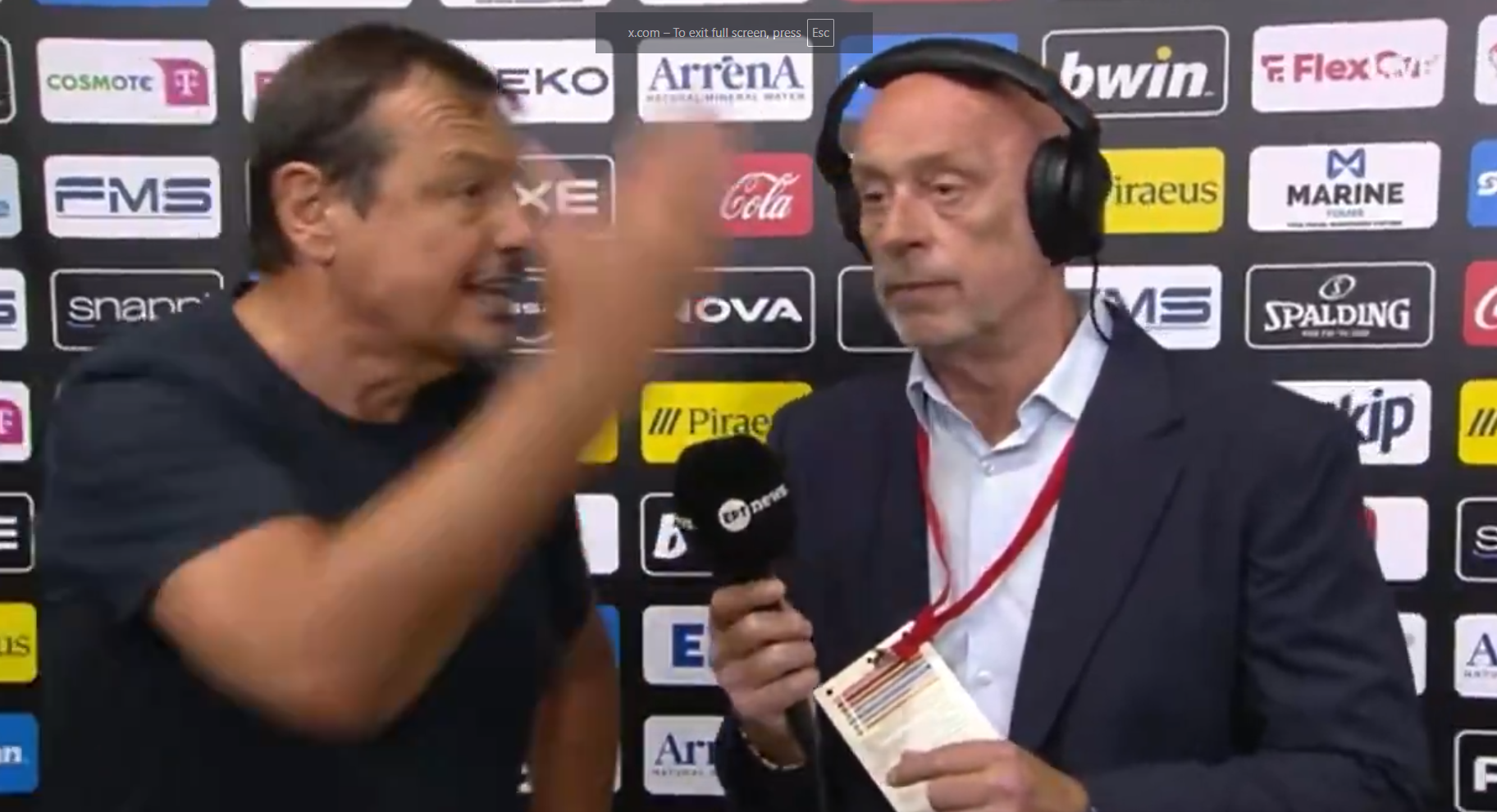 (VIDEO) Ataman potpuno van sebe: "Šta radi je**ni Tajrik Džons?!"