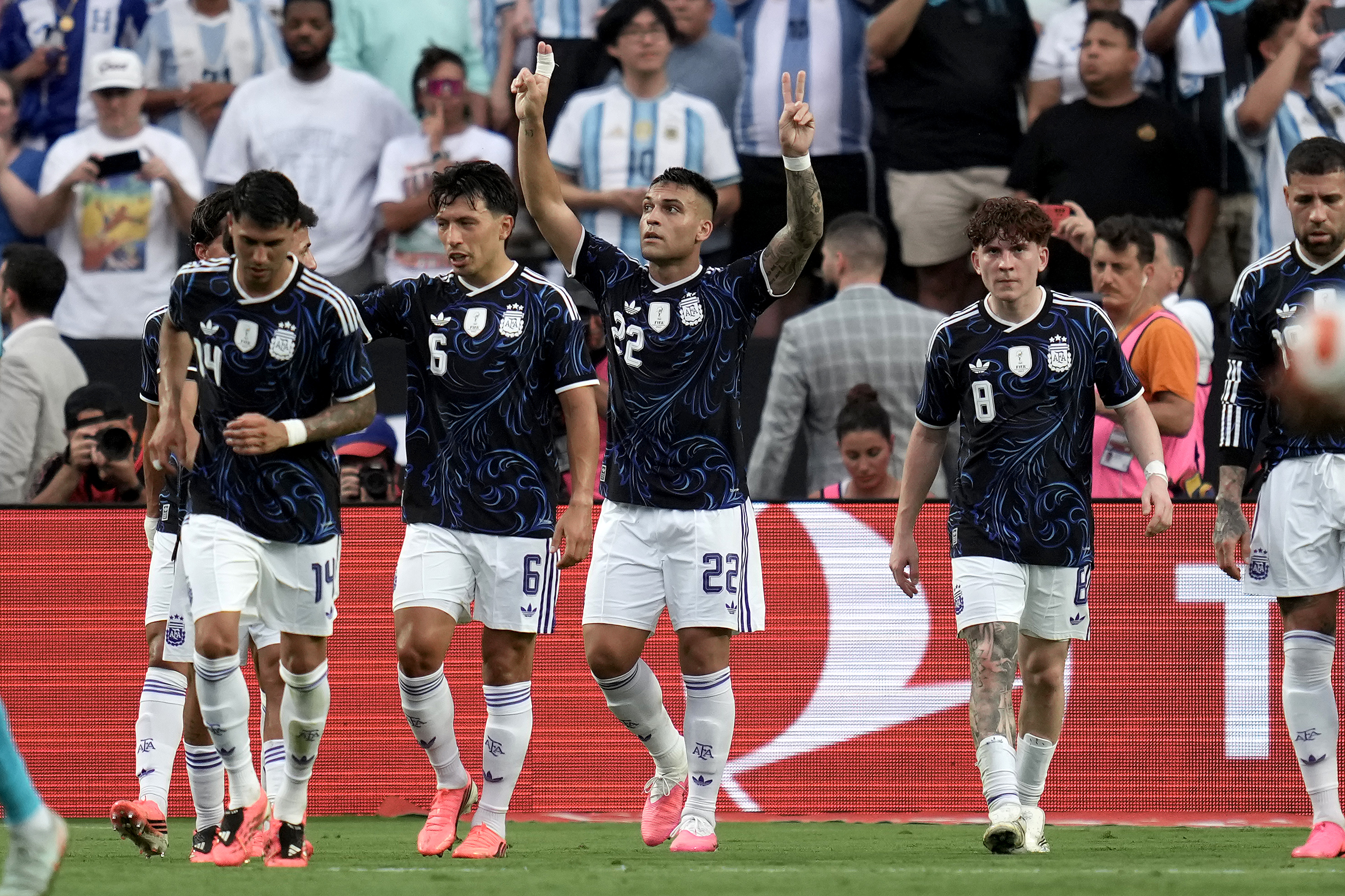 (VIDEO) Argentina u "autopilot" modu, Endrik obradovao Anćelotija, preokret Turske!