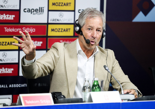De Bleker poručio sudijama: "Ne volim VAR, gledaću vas uživo"