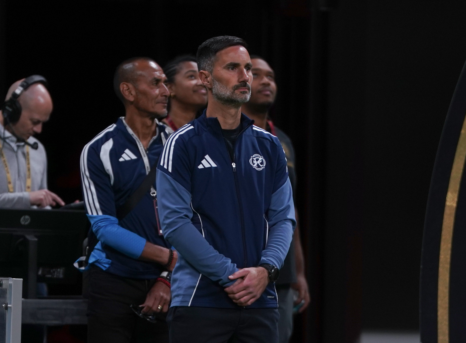 Revolucija je ponovo u modi, Srbin bi da pomrsi račune Mesiju