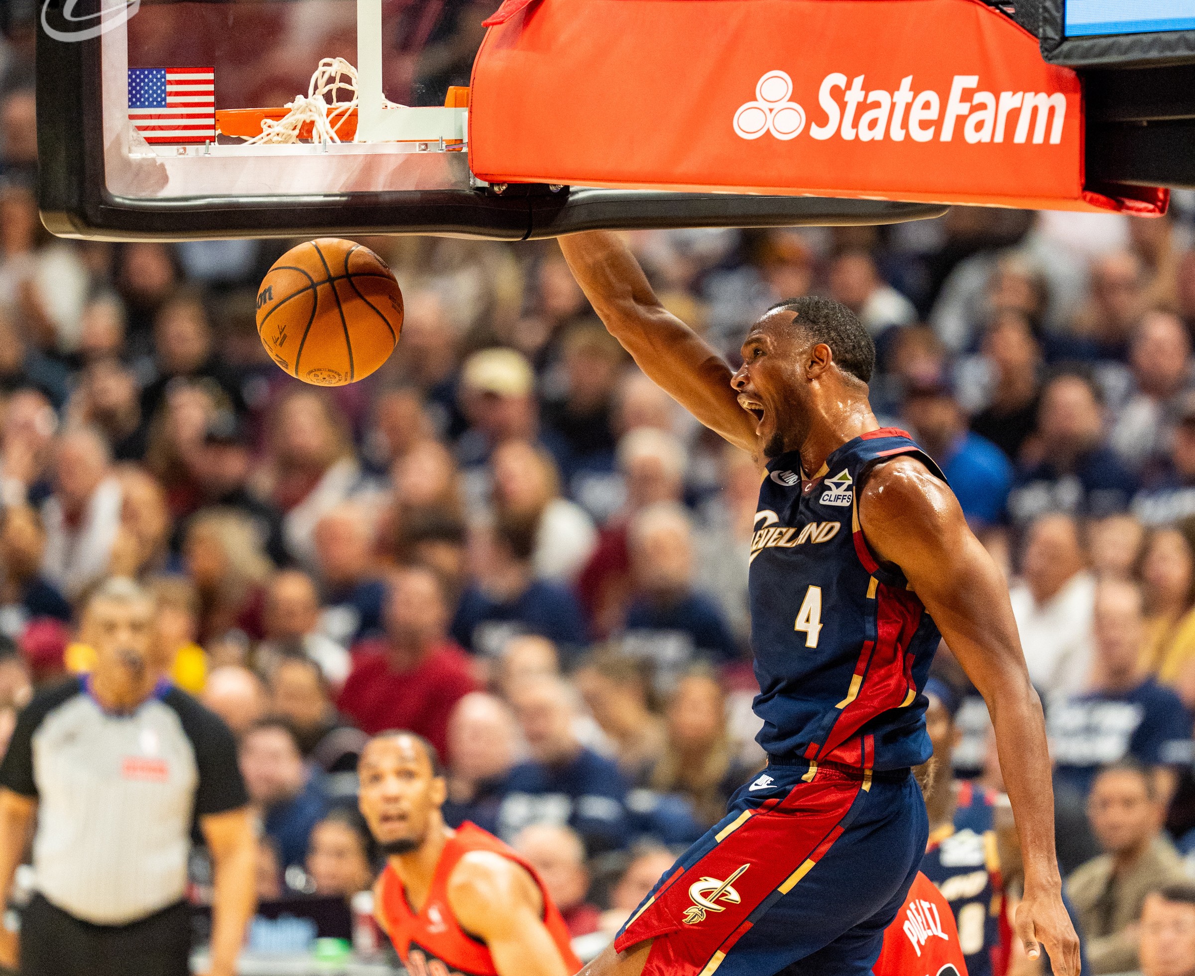 Počeo plej-of, Klivlend deklasirao Toronto