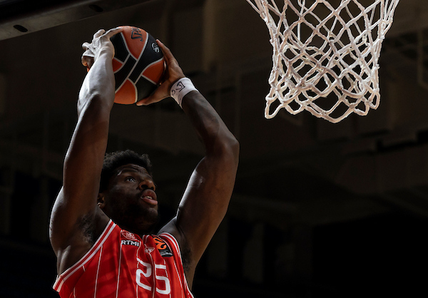 Milioni za Oturua - Centar Hapoela ove uslove ne može da odbije!