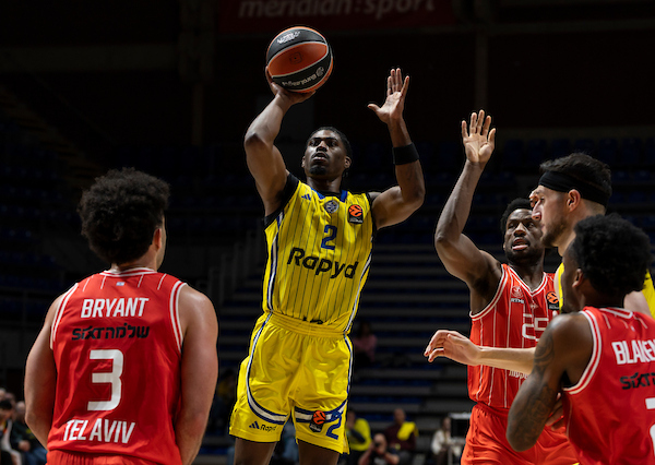 Žoc i Zvezdin trojac gledali pobedu Hapoela u "Pioniru"