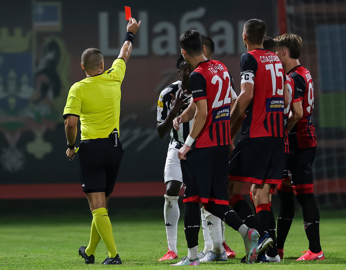(VIDEO) VAR analiza utvrdila, isključenje Dembe Seka u Šapcu nije sporno