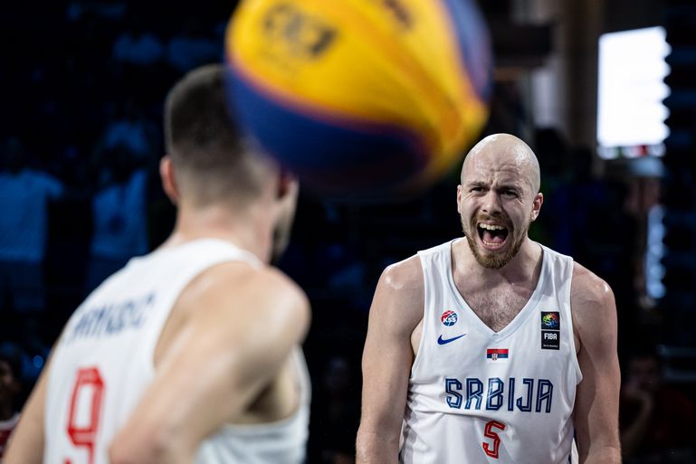 Basketaši Srbije pobedom započeli Svetsko prvenstvo, blistao Nerandžić