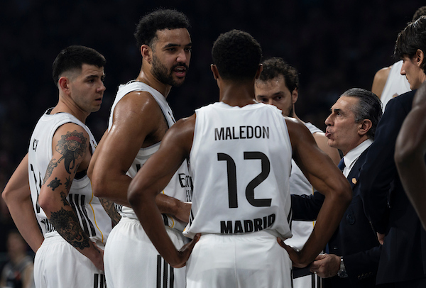 Šok u Madridu - Tenerife slavi Fernandezovu trojku, Real pred eliminacijom