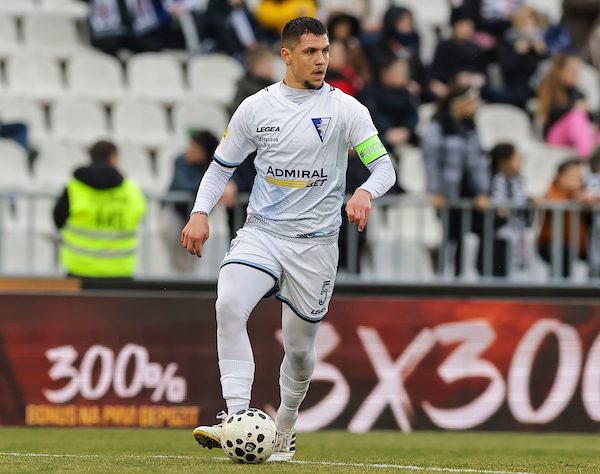 Muhamed Bešić ostaje u Super ligi!