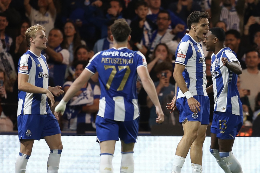 Farioli je uspeo, "kletva" skinuta posle 365 dana,  Porto od večeras i zvanično šampion (VIDEO)