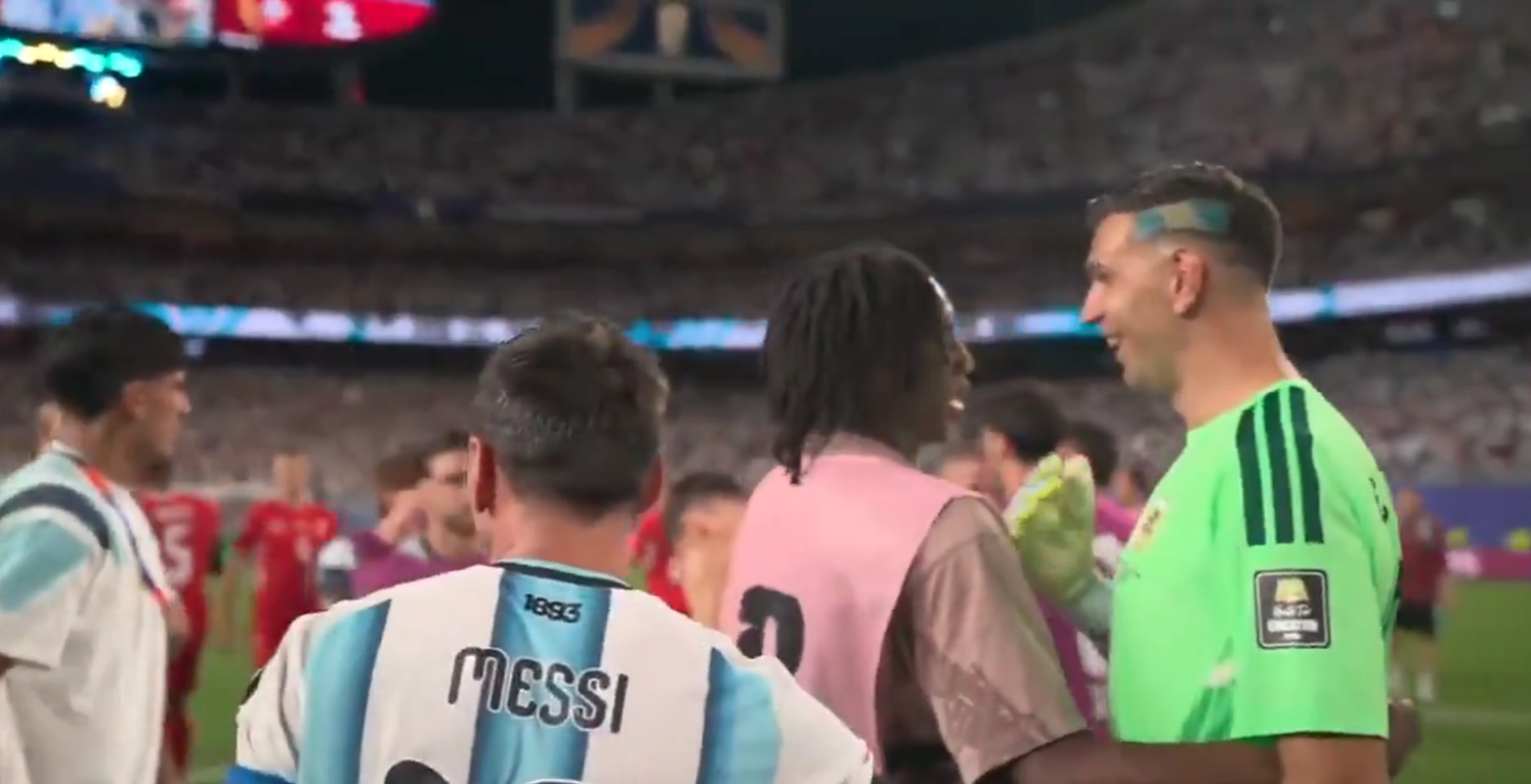(VIDEO) Transfer koji je potvrđen na utakmici Mundijala, a niko do sada nije primetio