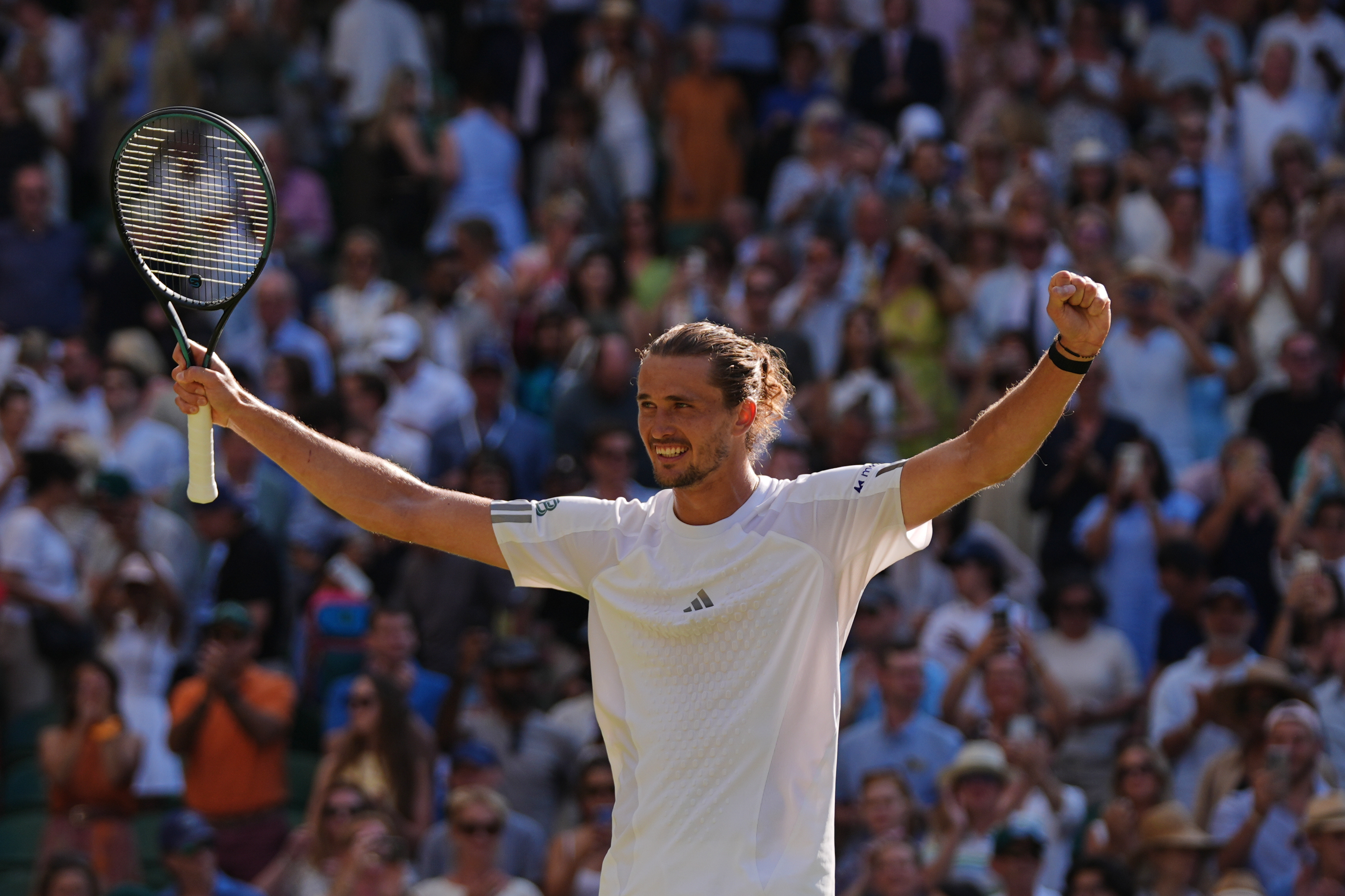 Vimbldon: Zverev juri istorijsko polufinale, Feri nastavlja bajku pred domaćom publikom