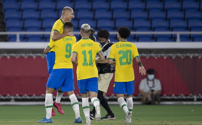 Kazna za Brazilce zbog opreme na pobedničkom postolju