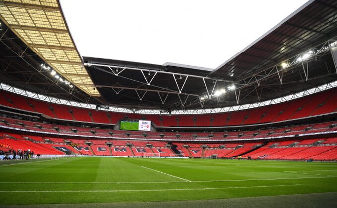 Potresi u engleskom fudbalu, najvažnija fotelja od danas je prazna!
