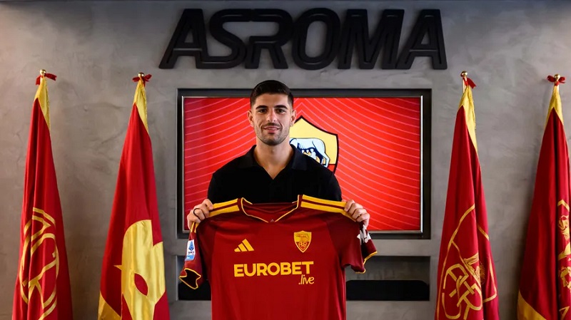 Roma pobedila u trci za Englezima i Portugalcima i predstavila treće letnje pojačanje!