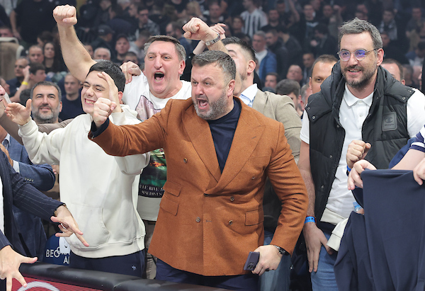 Dvojica Španaca Zvezdine želje za novog trenera