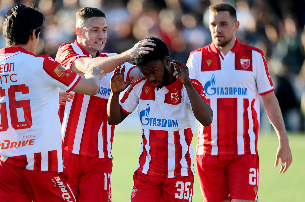 TVITOVI - Zvezdaši kude teren i sudiju Jovanovića, pohvale za Ovusua